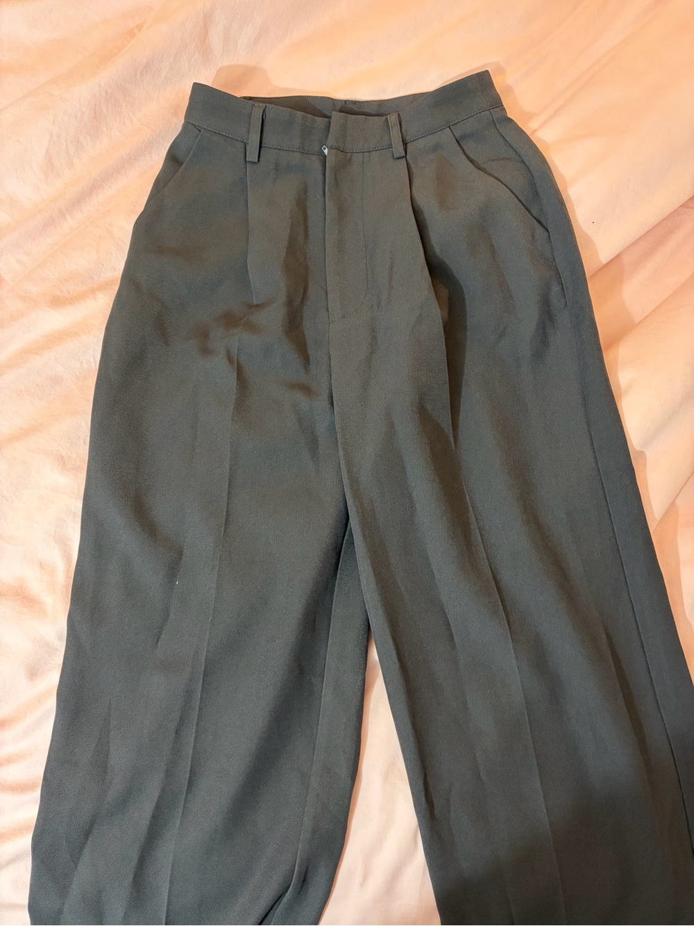 Cider Wide-Leg Women's Pants in Charcoal Gray